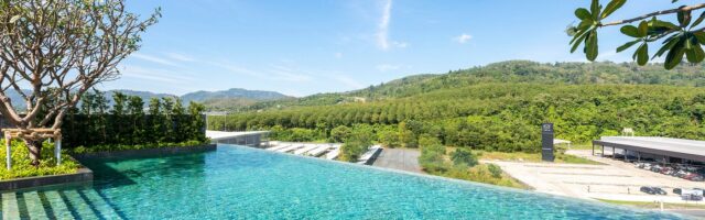 rooftop-pool